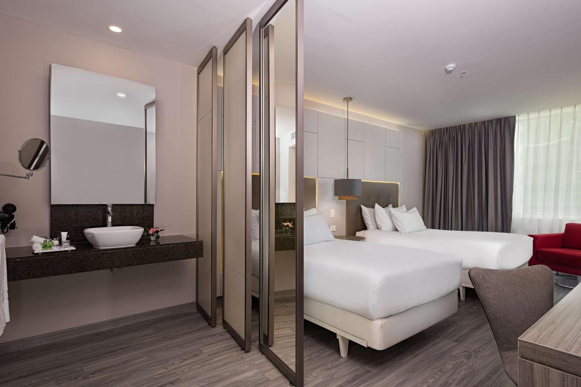 Nh Collection Medellin Royal Hotell Exteriör bild