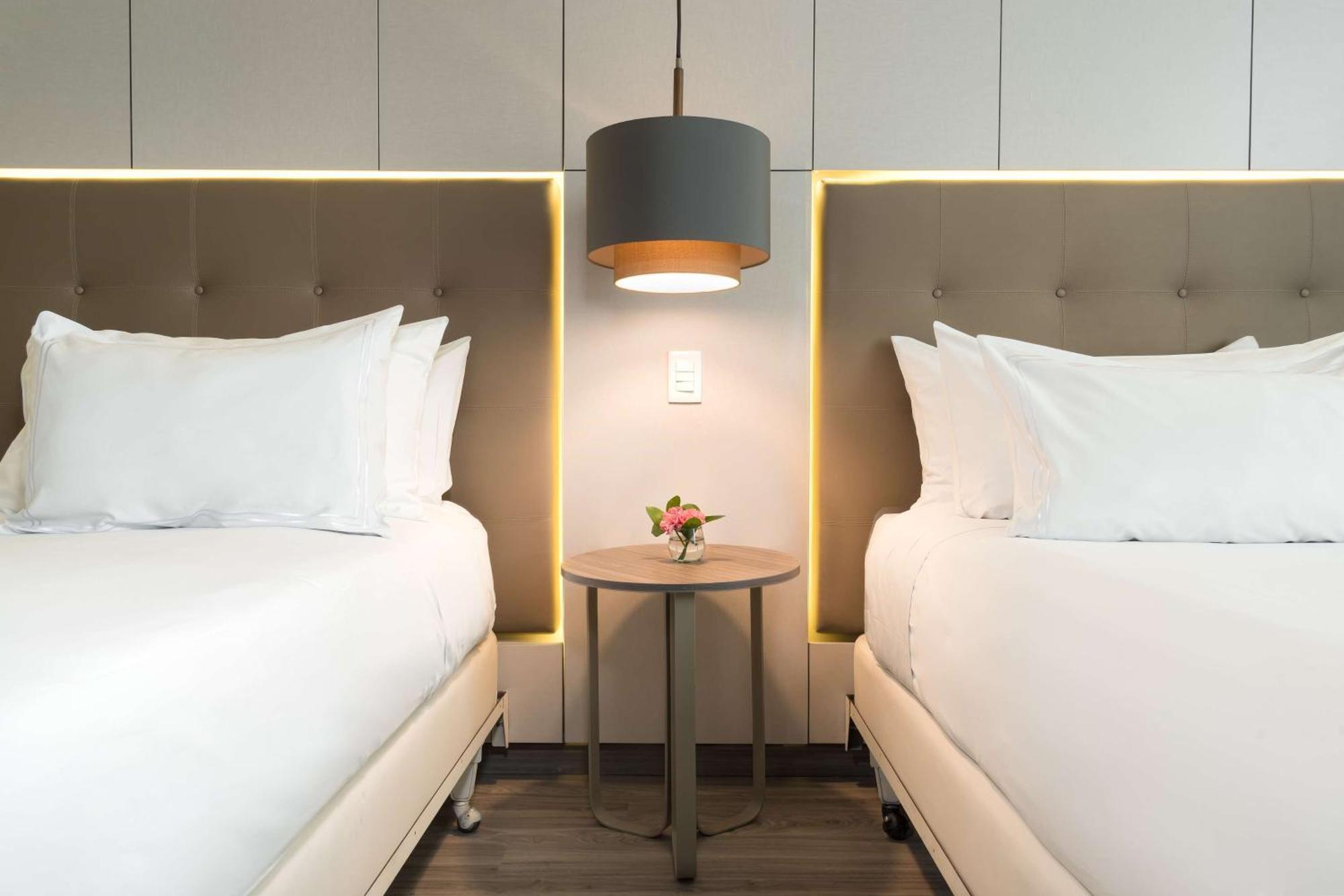 Nh Collection Medellin Royal Hotell Exteriör bild