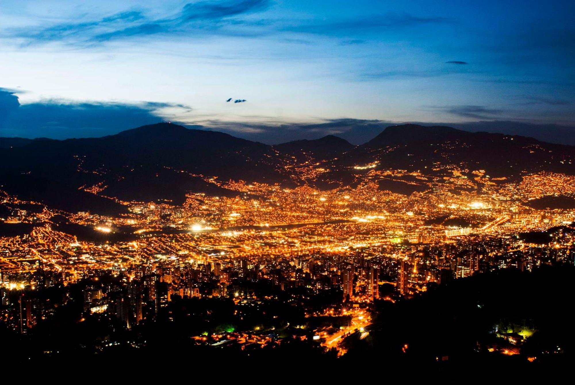 Nh Collection Medellin Royal Hotell Exteriör bild