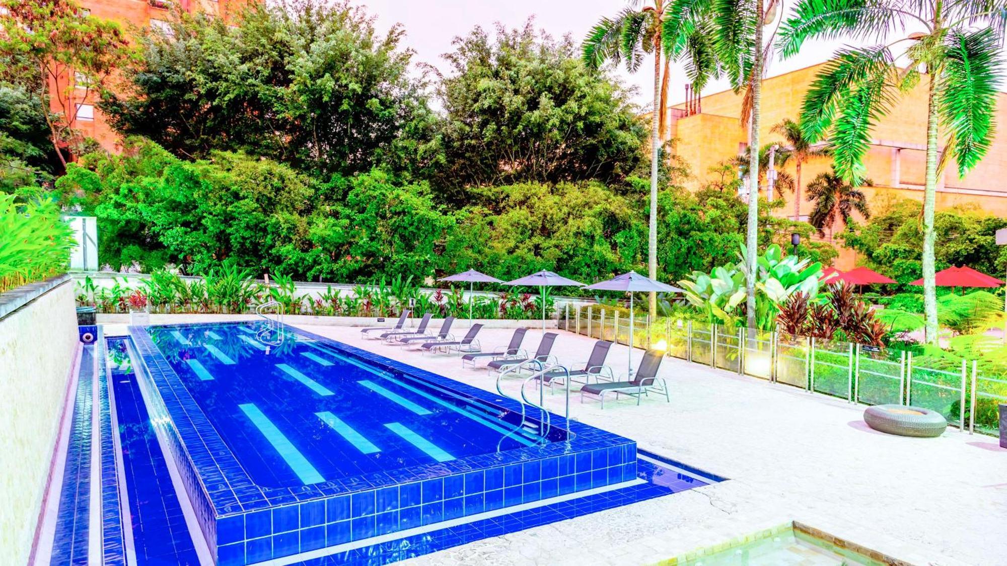 Nh Collection Medellin Royal Hotell Exteriör bild