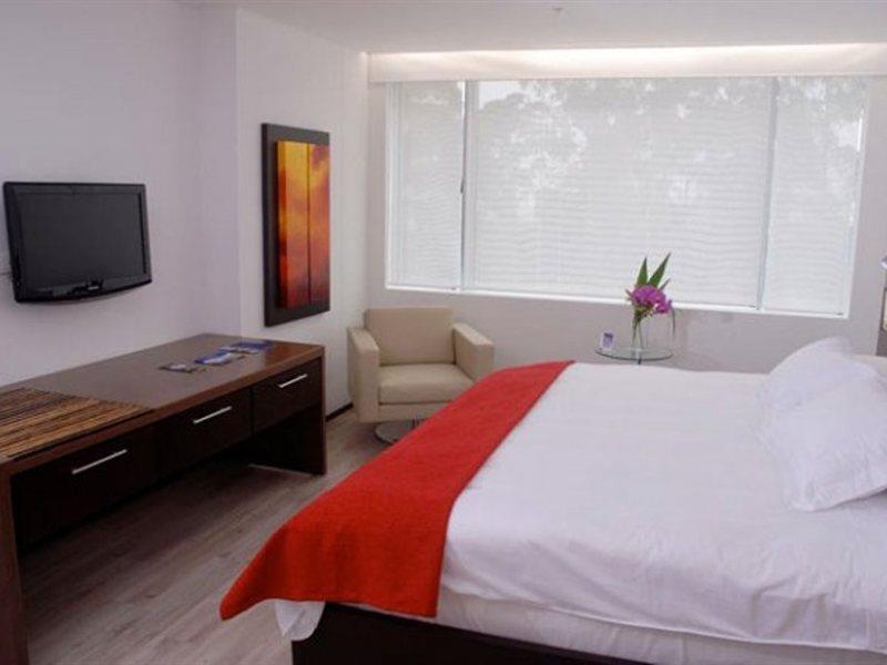 Nh Collection Medellin Royal Hotell Rum bild