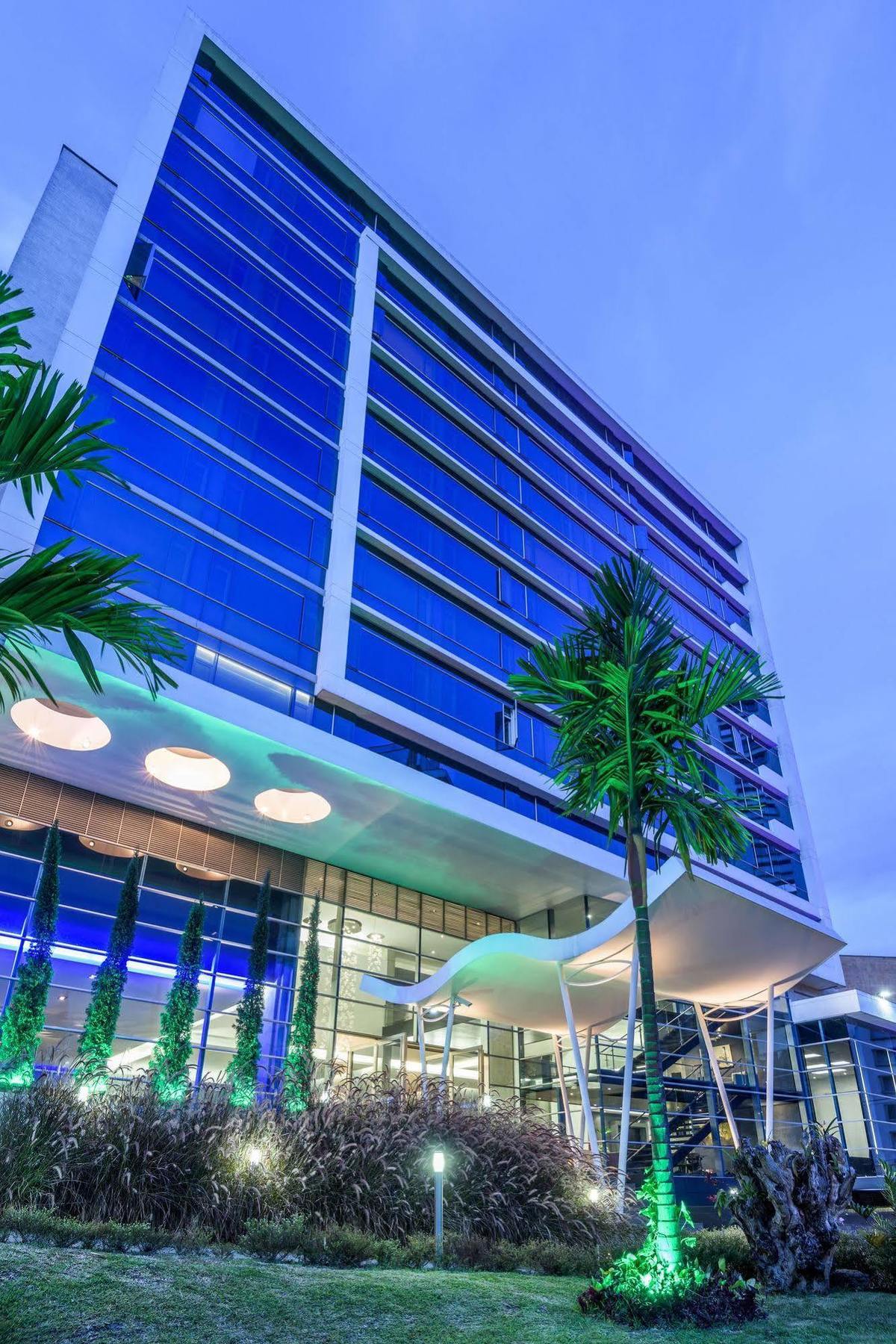 Nh Collection Medellin Royal Hotell Exteriör bild
